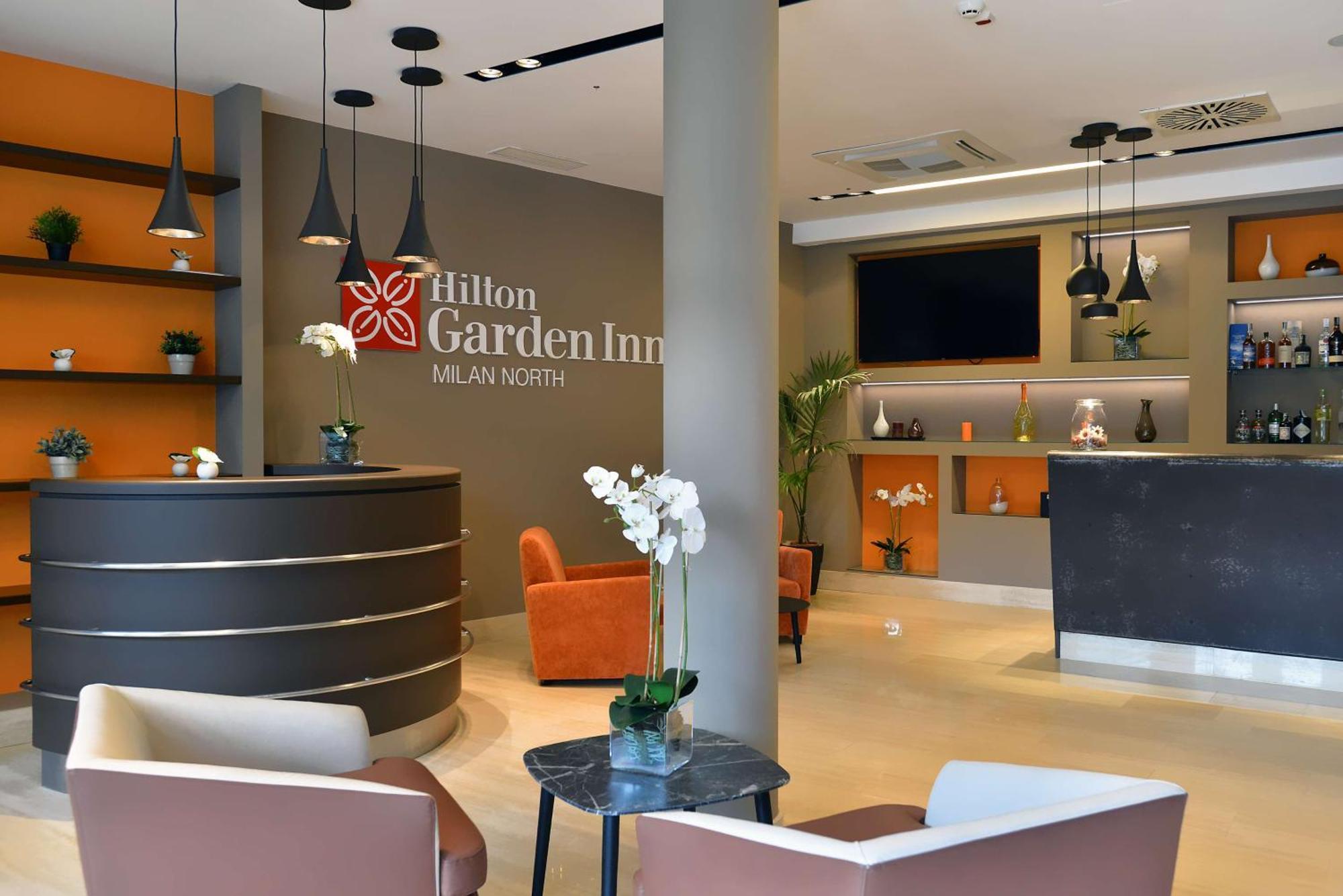 Hilton Garden Inn Milan North Exterior photo